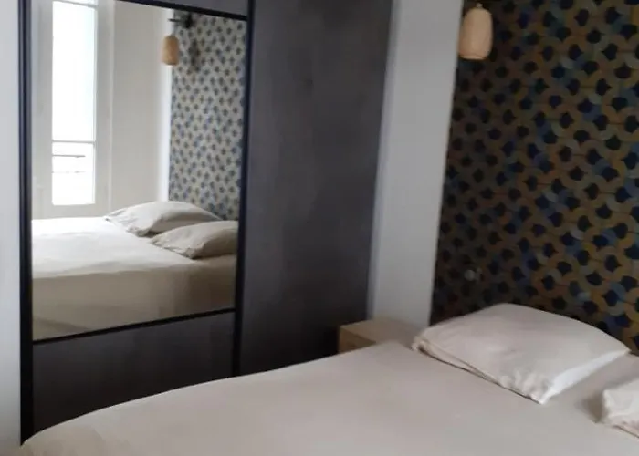 Quartier Des Thermes Apartment *