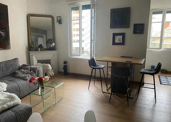 Quartier Des Thermes